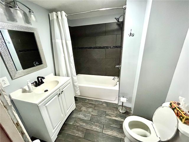 464 Bridgeport Rd, Mt Pleasant Twp, PA 15666