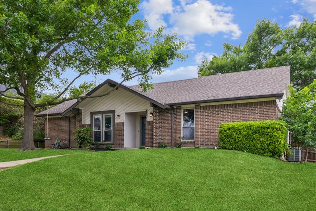 4805 Las Lomas Drive, Mesquite, TX 75150