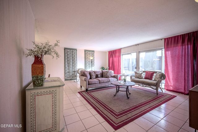 252 Shadow Mountain Drive F7, El Paso, TX 79912