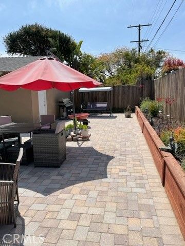 8113 Stewart, Los Angeles, CA 90045