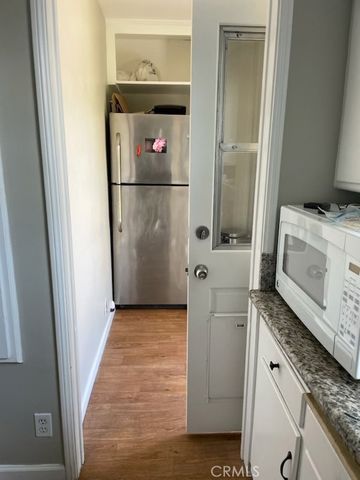 8113 Stewart, Los Angeles, CA 90045