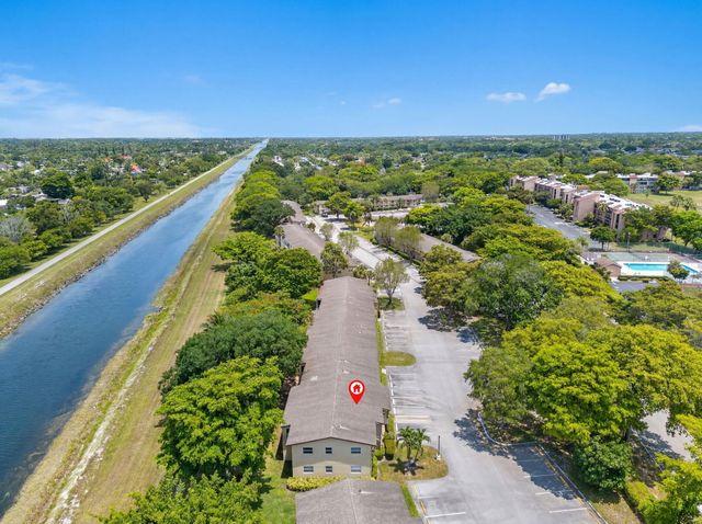 7310 NW 1st Street 102, Margate, FL 33063
