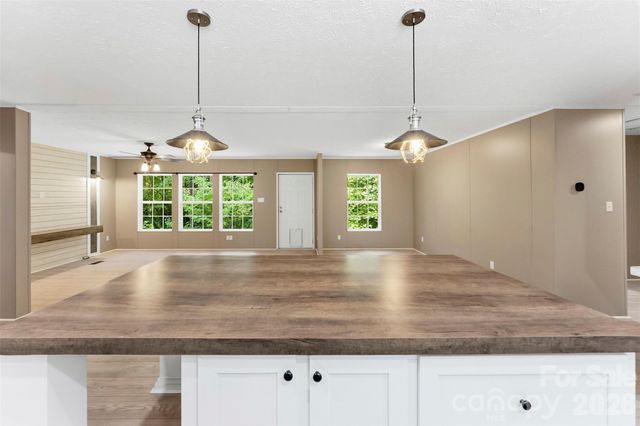 621 Sunset Drive, Bessemer City, NC 28016