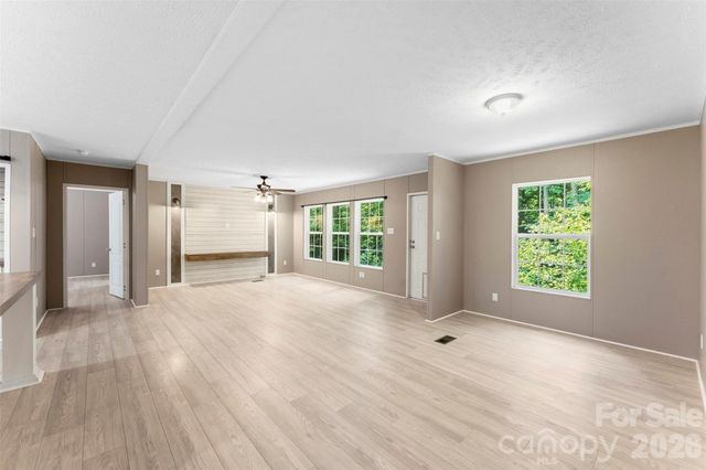 621 Sunset Drive, Bessemer City, NC 28016