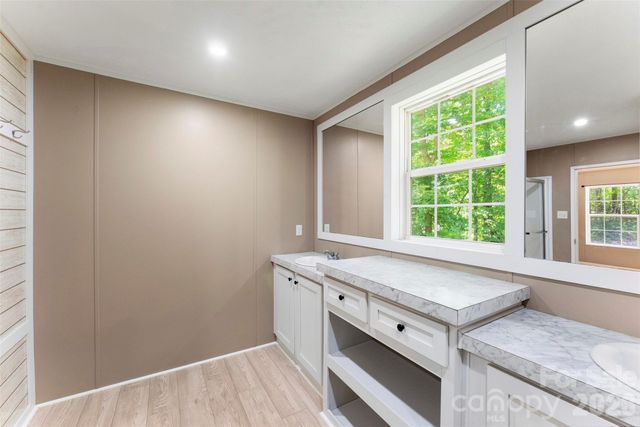 621 Sunset Drive, Bessemer City, NC 28016