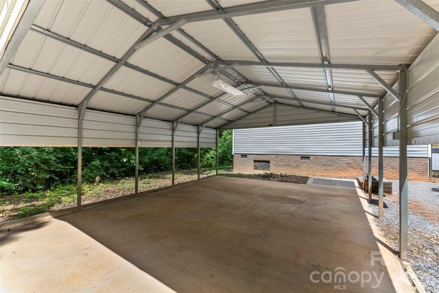 621 Sunset Drive, Bessemer City, NC 28016