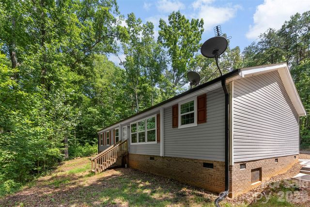 621 Sunset Drive, Bessemer City, NC 28016