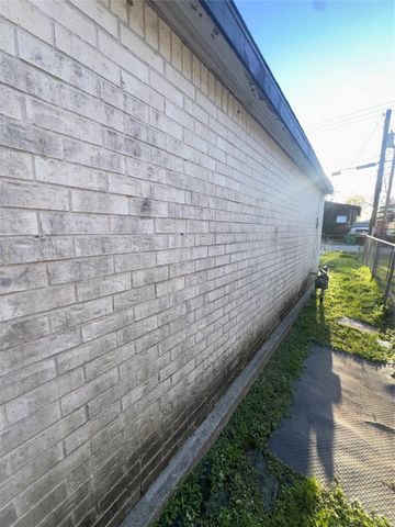 4116 Castor Street, Houston, TX 77022