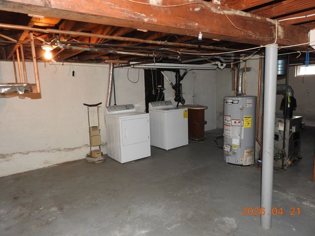 14 Mccallion St, Swansea, MA 02777