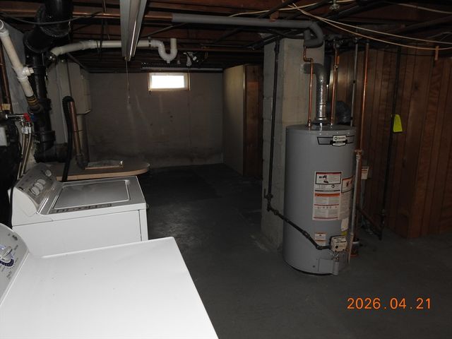 14 Mccallion St, Swansea, MA 02777