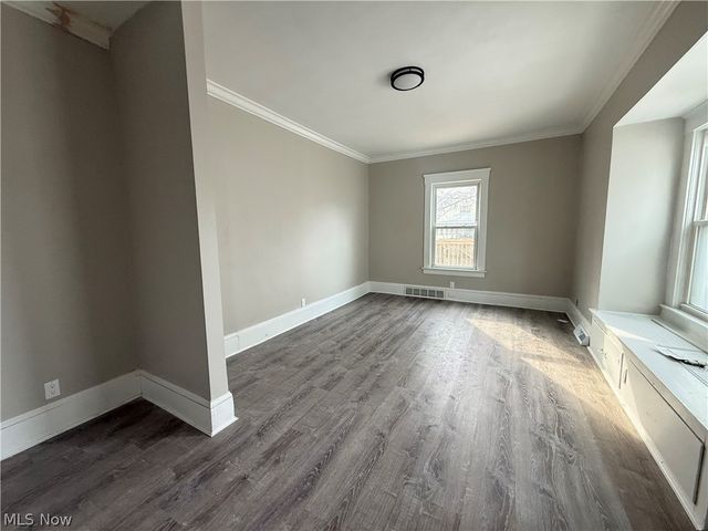 3876 W 17th Street, Cleveland, OH 44109