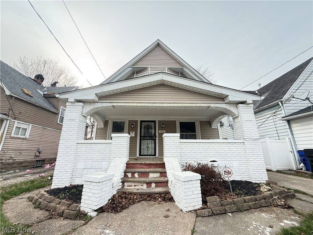 3876 W 17th Street, Cleveland, OH 44109