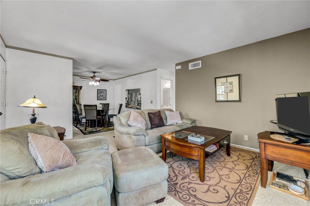 45 Tarocco, Irvine, CA 92618 — photo 5