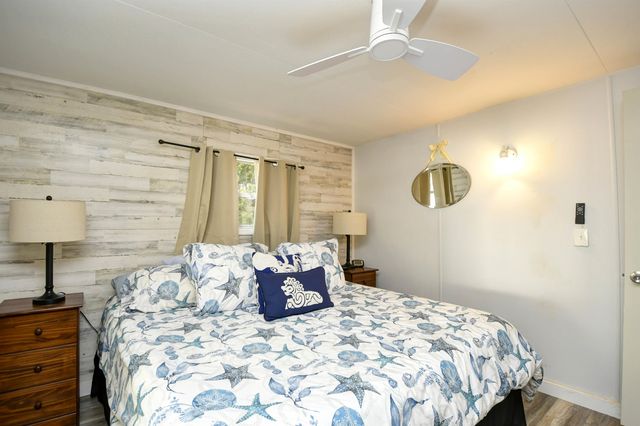 19 Ocean Reef Ln., Murrells Inlet, SC 29576