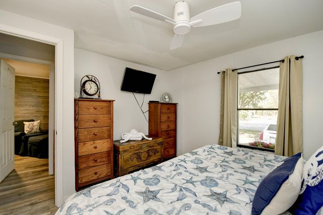 19 Ocean Reef Ln., Murrells Inlet, SC 29576