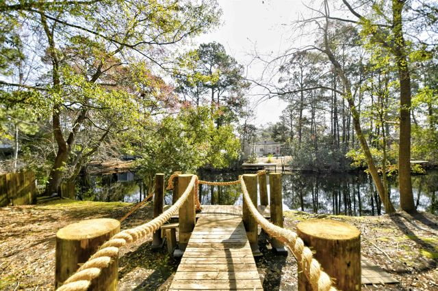 19 Ocean Reef Ln., Murrells Inlet, SC 29576