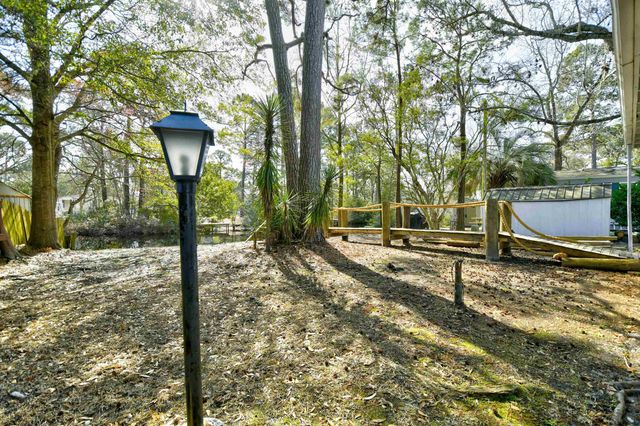 19 Ocean Reef Ln., Murrells Inlet, SC 29576