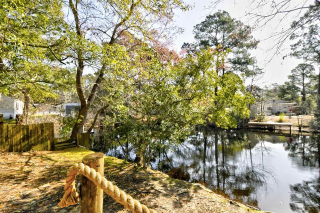 19 Ocean Reef Ln., Murrells Inlet, SC 29576