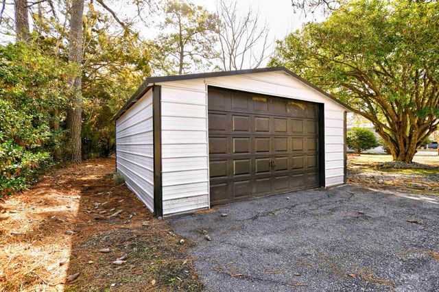 19 Ocean Reef Ln., Murrells Inlet, SC 29576