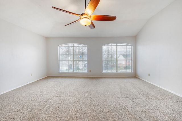 2112 Meadowview Drive, Corinth, TX 76210