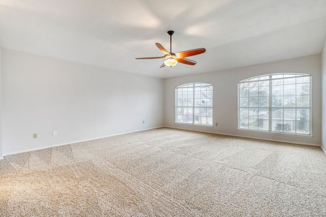 2112 Meadowview Drive, Corinth, TX 76210