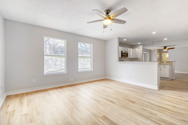 2112 Meadowview Drive, Corinth, TX 76210