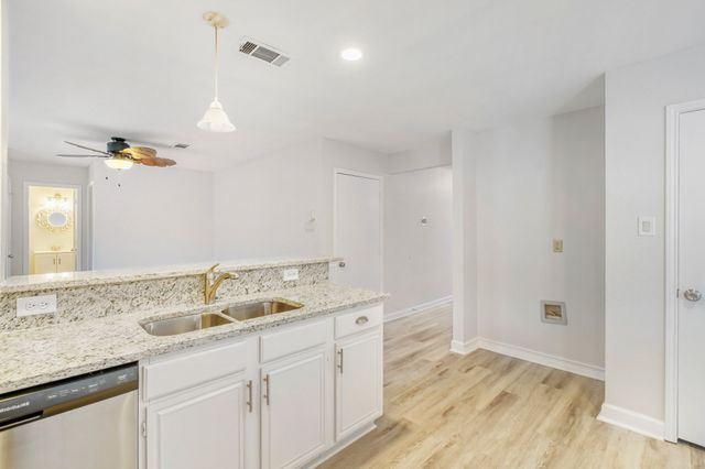 2112 Meadowview Drive, Corinth, TX 76210