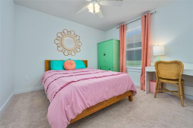 208 Garner DR, Kyle, TX 78640