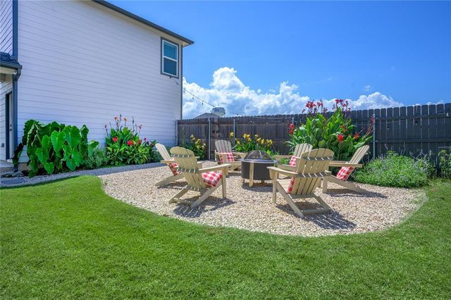 208 Garner DR, Kyle, TX 78640