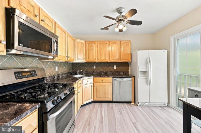23 TATTERSALL DR, Burlington, NJ 08016