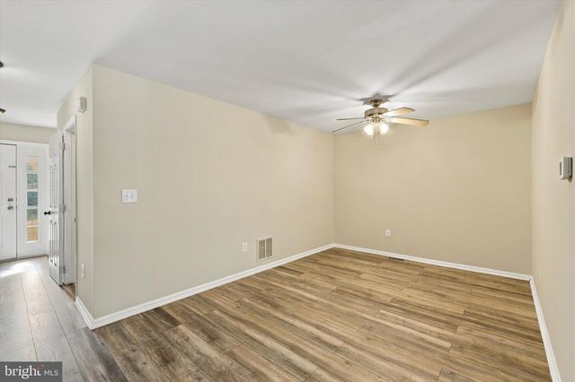 23 TATTERSALL DR, Burlington, NJ 08016
