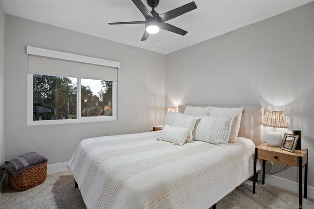 4588 Vinyard St, Oceanside, CA 92057