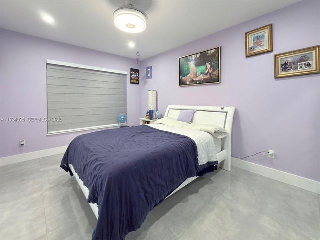 2711 SW 117th Ct, Miami, FL 33175