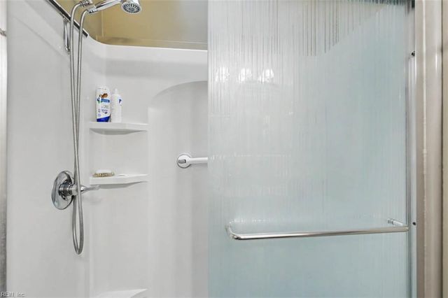 120 Archer RD, Newport News, VA 23606