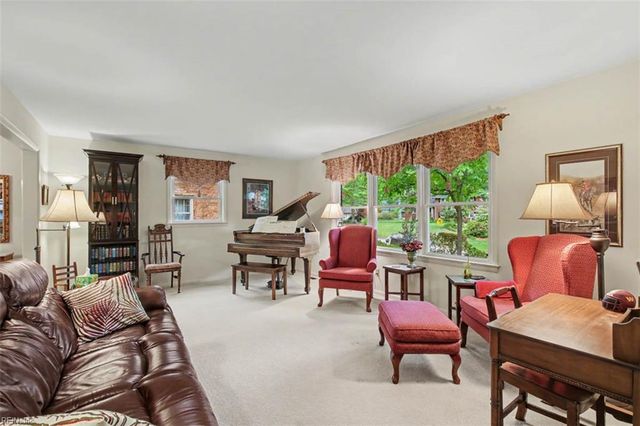 120 Archer RD, Newport News, VA 23606