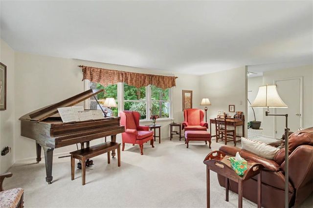 120 Archer RD, Newport News, VA 23606