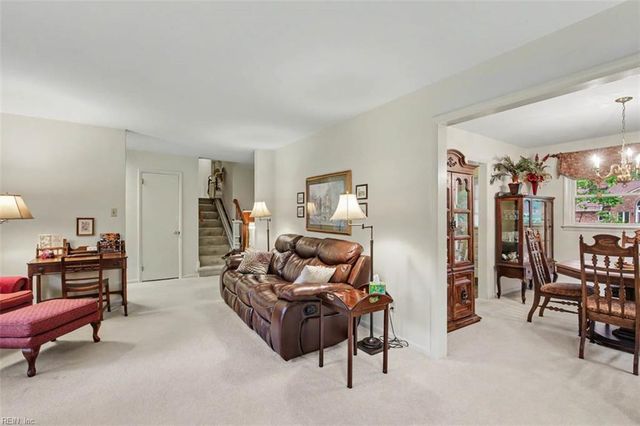 120 Archer RD, Newport News, VA 23606