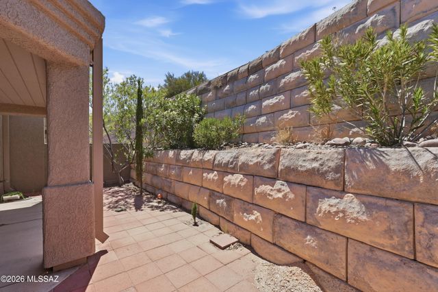 3869 N Forest Park Drive, Tucson, AZ 85718