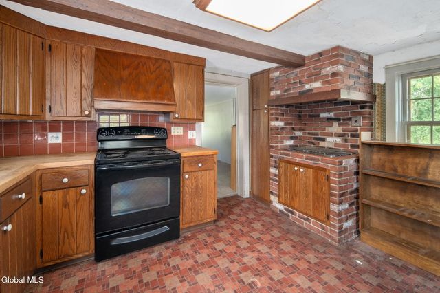 100 Truax Lane, Guilderland, NY 12084