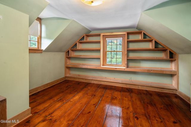 100 Truax Lane, Guilderland, NY 12084