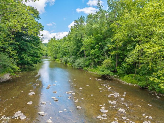 100 Truax Lane, Guilderland, NY 12084