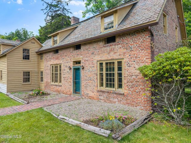 100 Truax Lane, Guilderland, NY 12084