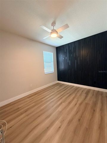 3467 74TH AVENUE CIRCLE E, Sarasota, FL 34243