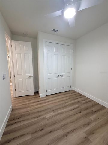 3467 74TH AVENUE CIRCLE E, Sarasota, FL 34243
