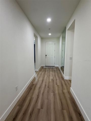 3467 74TH AVENUE CIRCLE E, Sarasota, FL 34243