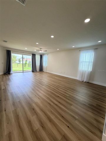 3467 74TH AVENUE CIRCLE E, Sarasota, FL 34243