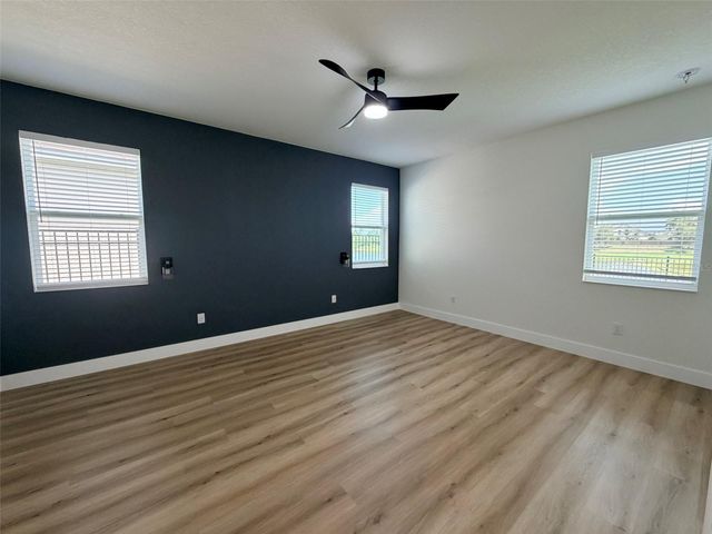 3467 74TH AVENUE CIRCLE E, Sarasota, FL 34243