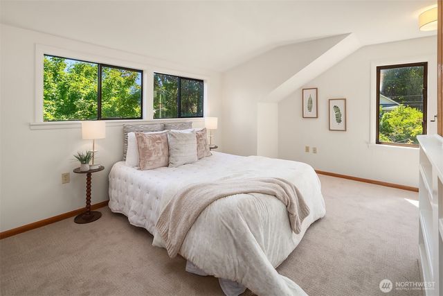 3802 NE 52nd Street, Seattle, WA 98105