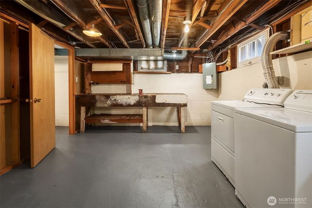 3802 NE 52nd Street, Seattle, WA 98105