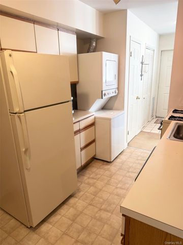 23 Windle Park B, Tarrytown, NY 10591